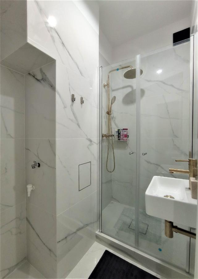 Mki Apartments - Warsaw City Center B&B Chmielna 73 C מראה חיצוני תמונה